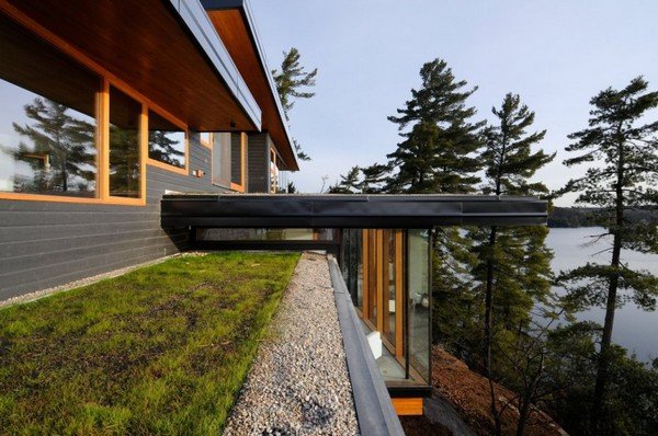 ���ô�Muskoka�������µ�Cliff����