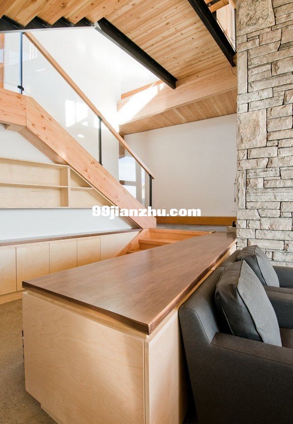 ���ô�Muskoka�������µ�Cliff����