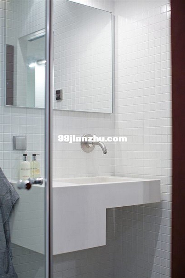 �������ɫ��˹�¸��Ħ87ƽ�׹�Ԣ���